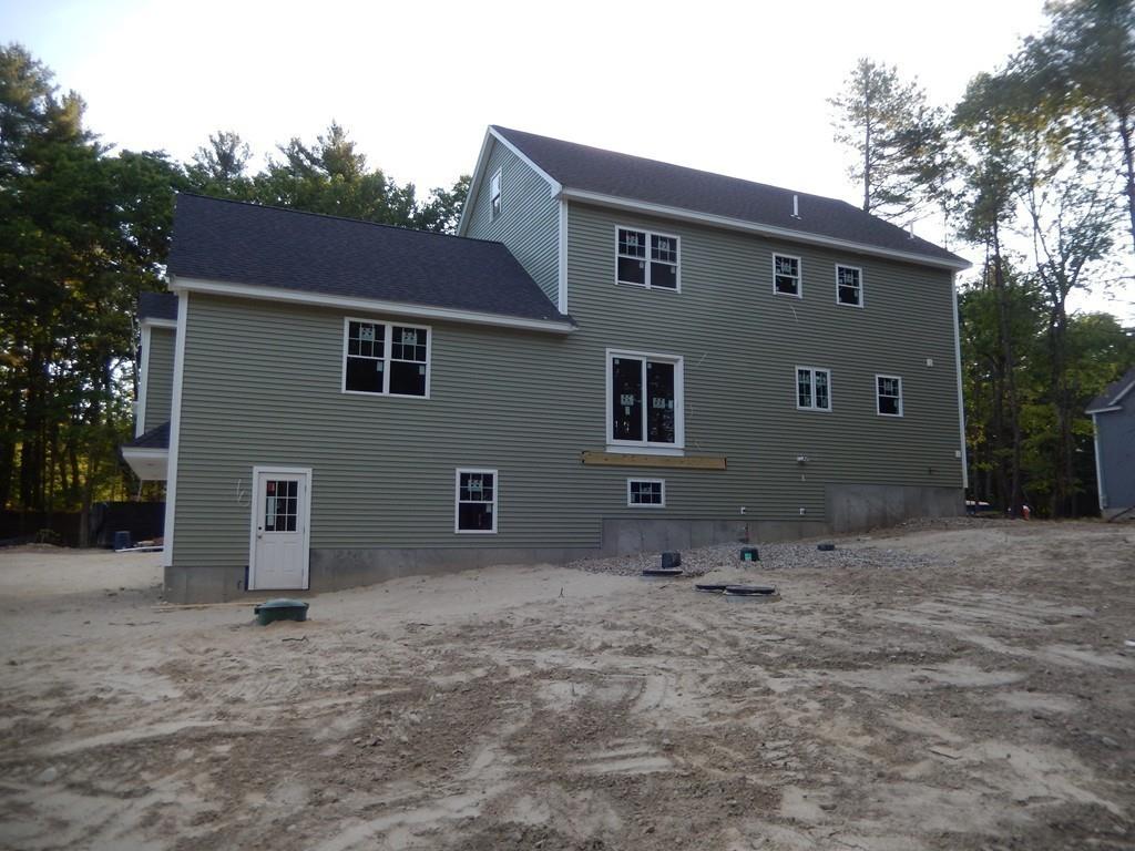 3 Nutting Road Westford, MA 01886 - Photo 4 of 24 Gallery Image 4
