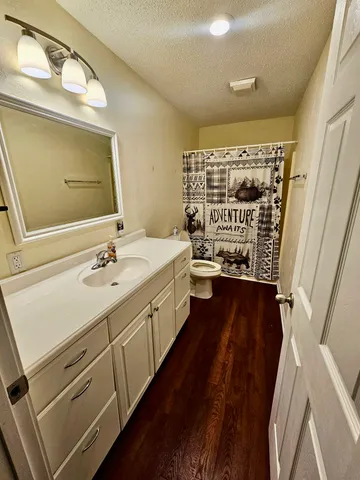 $302,000 | 208 Greenwood Drive, Paris, TN 38242