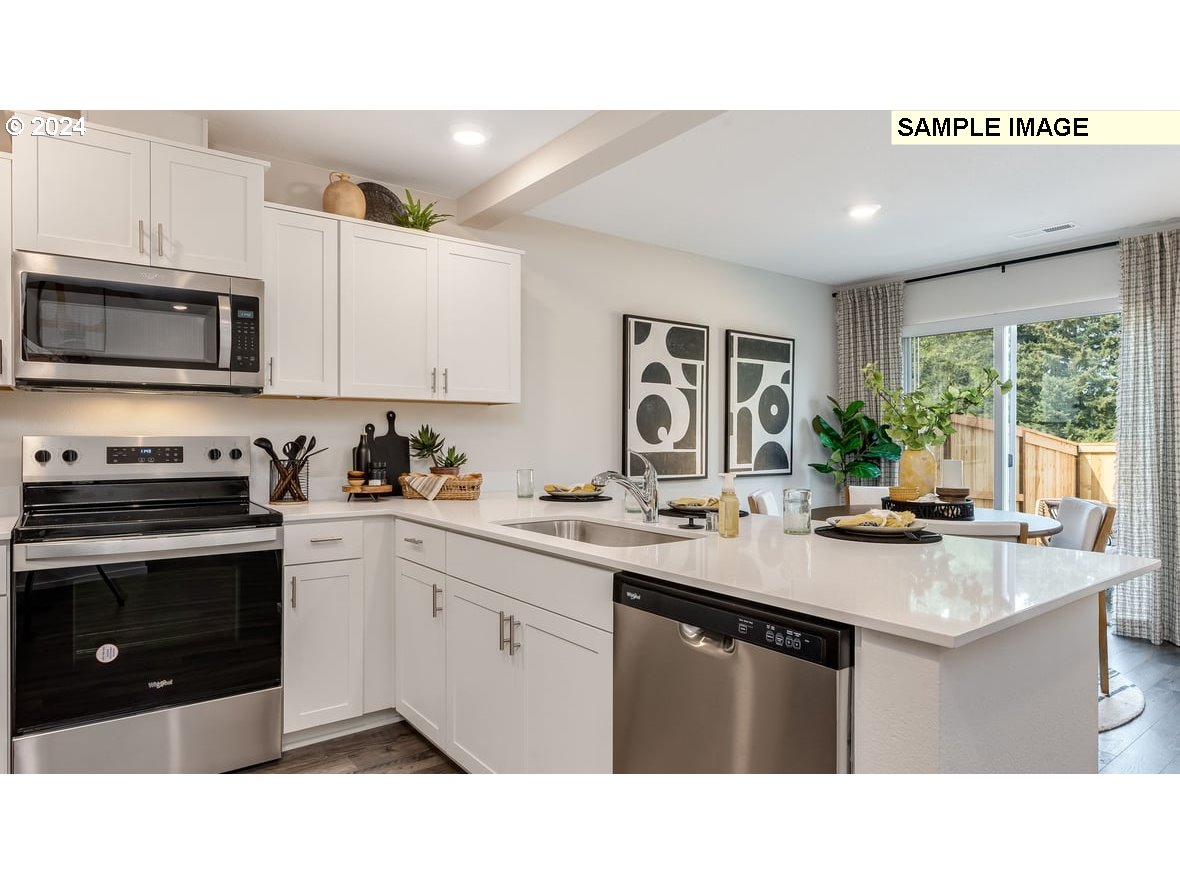 10312 Northeast 46th Street Vancouver, WA 98682 - Photo 12 of 35