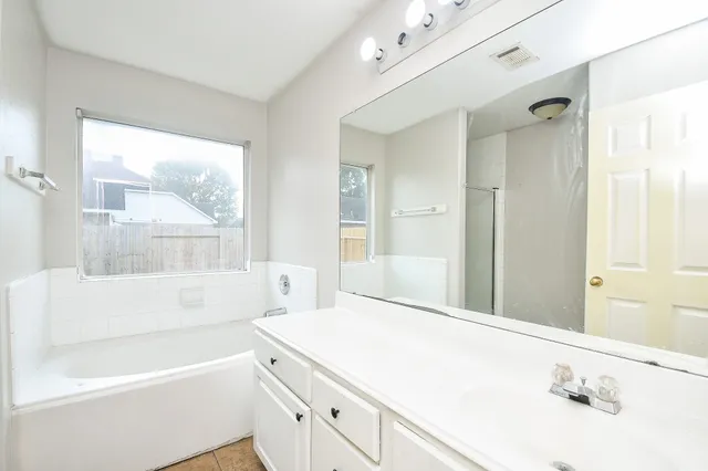 $2,300 | 18835 Appletree Ridge Road, Houston, TX 77084