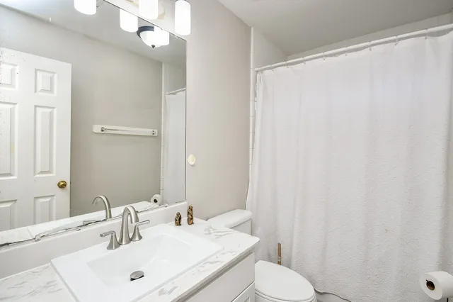 $2,300 | 18835 Appletree Ridge Road, Houston, TX 77084