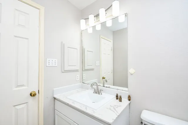 $2,300 | 18835 Appletree Ridge Road, Houston, TX 77084