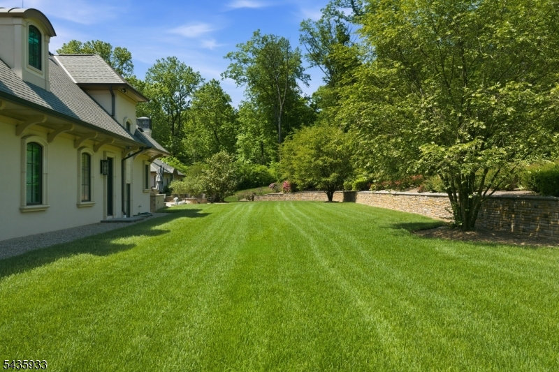 4 Mason Hill Road Warren, NJ 07059 - Photo 45 of 49