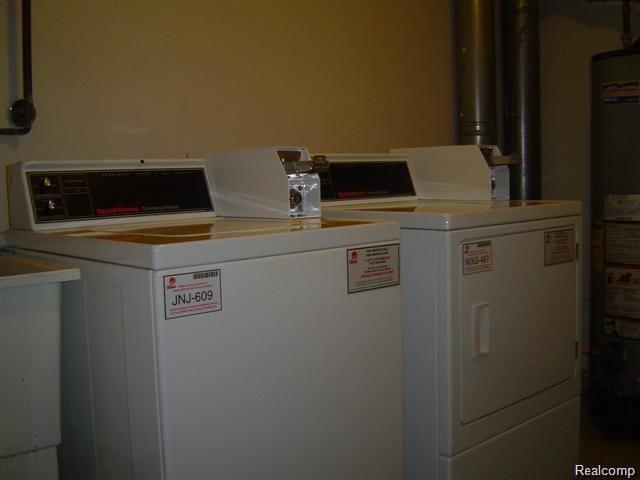 32013 West 12 Mile Road, Unit 313 Farmington Hills, MI 48334 - Photo 13 of 15