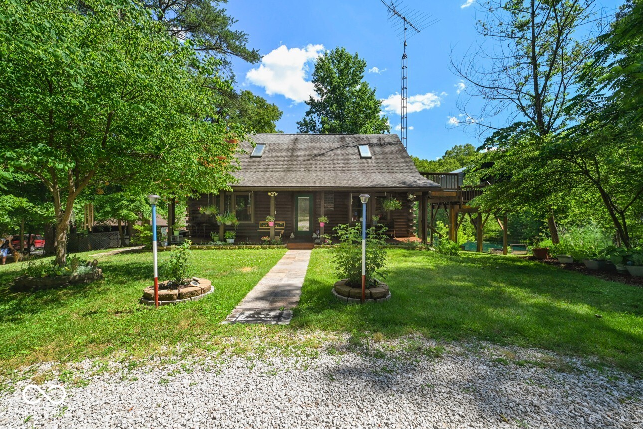 13013 West Lake Road Seymour, IN 47274 - Photo 2 of 53 Gallery Image 2