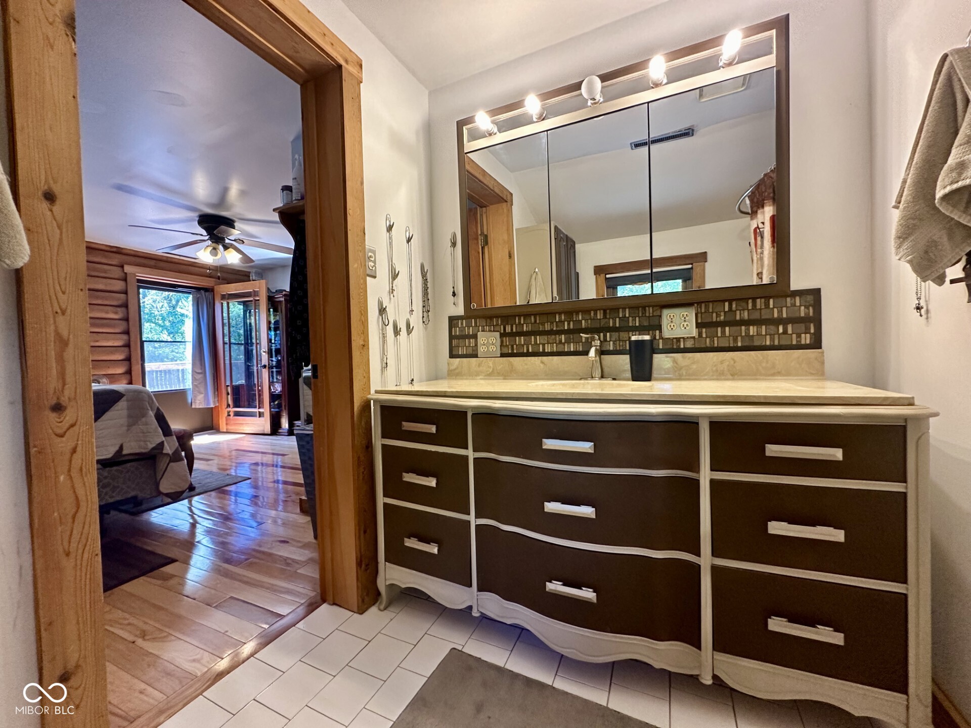 13013 West Lake Road Seymour, IN 47274 - Photo 23 of 53 Gallery Image 23