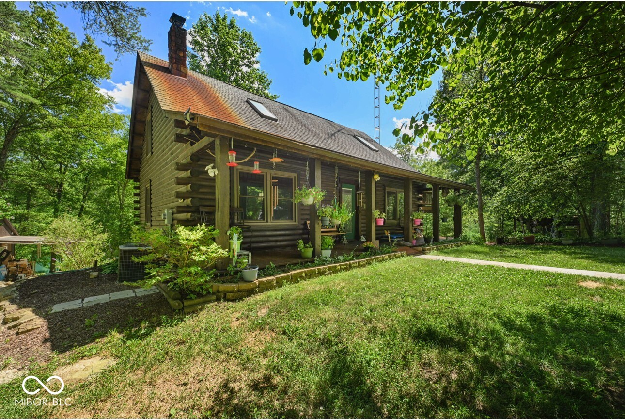13013 West Lake Road Seymour, IN 47274 - Photo 3 of 53 Gallery Image 3
