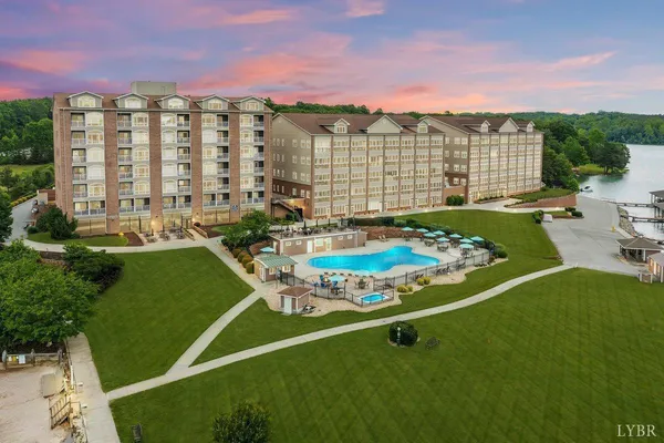 $449,900 | 1273 Graves Harbor Trail, Unit 348, Huddleston, VA 24104