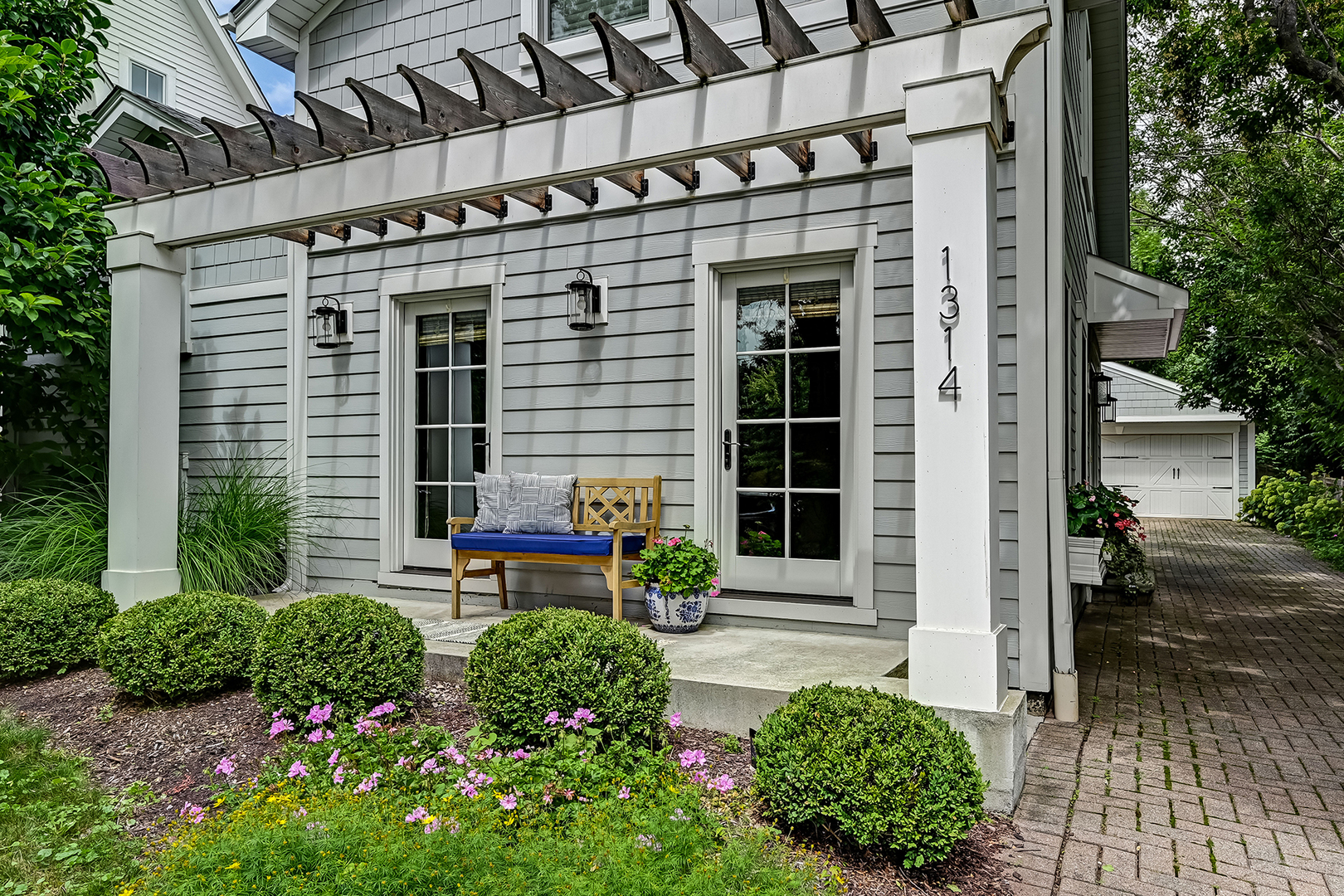 1314 Maple Street Western Springs, IL 60558 - Photo 2 of 27