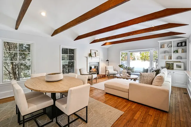 $925,000 | 1314 Maple Street, Western Springs, IL 60558