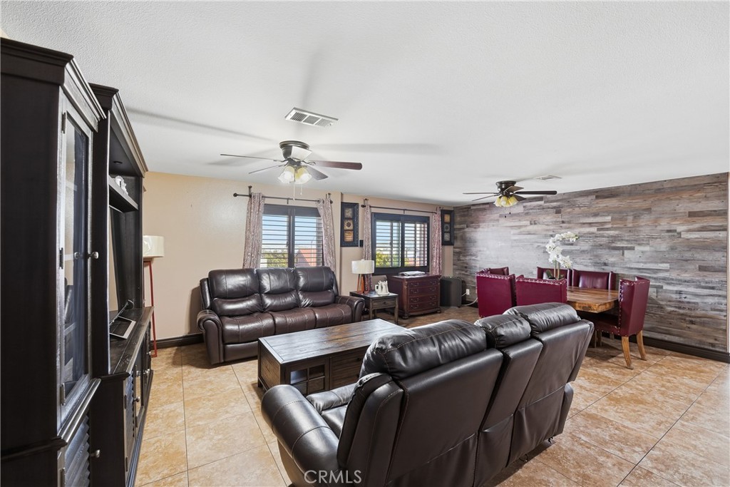 11970 Walnut Street Bloomington, CA 92316 - Photo 12 of 26 Level 2
