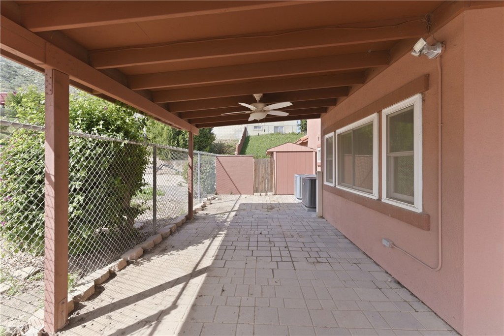 11970 Walnut Street Bloomington, CA 92316 - Photo 17 of 26