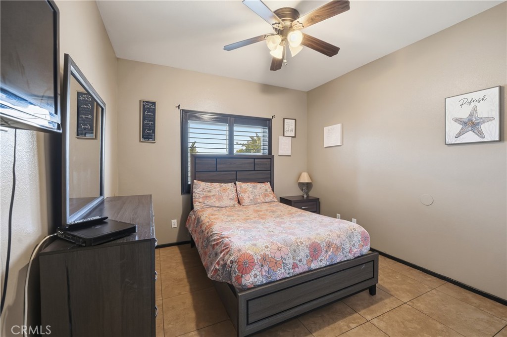 11970 Walnut Street Bloomington, CA 92316 - Photo 8 of 26 Level 1
