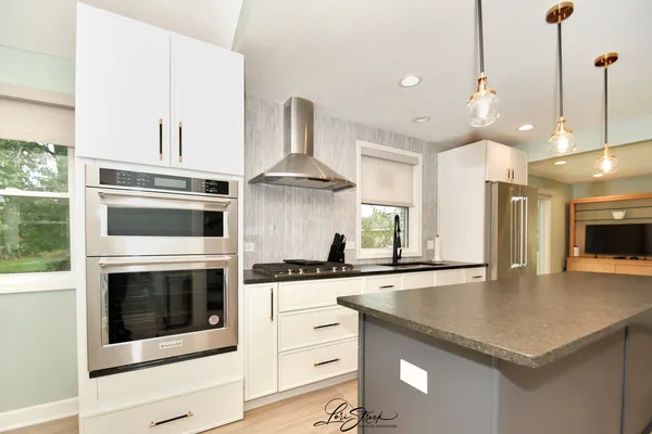 $3,850 | 635 East Prairie Avenue, Lombard, IL 60148