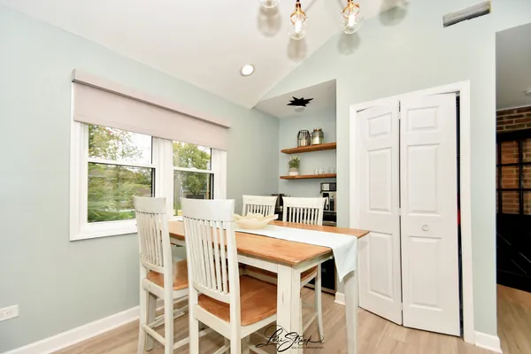 $3,850 | 635 East Prairie Avenue, Lombard, IL 60148