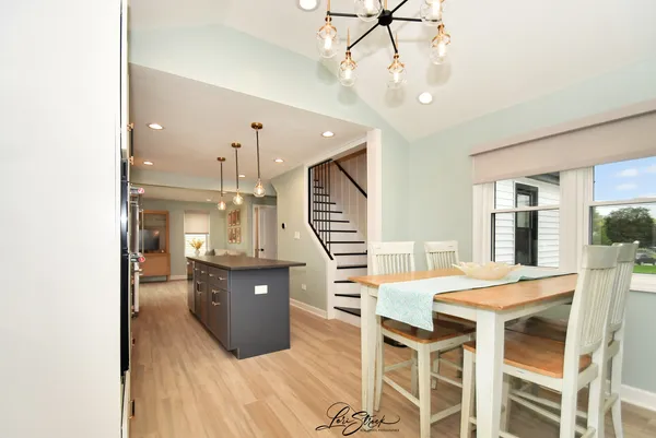 $3,850 | 635 East Prairie Avenue, Lombard, IL 60148