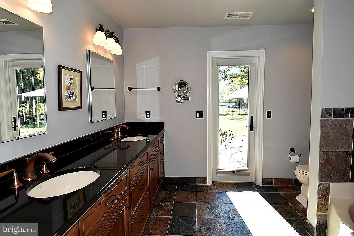 4600 Bayfields Road Harwood, MD 20776 - Photo 13 of 30 Bath (Master)