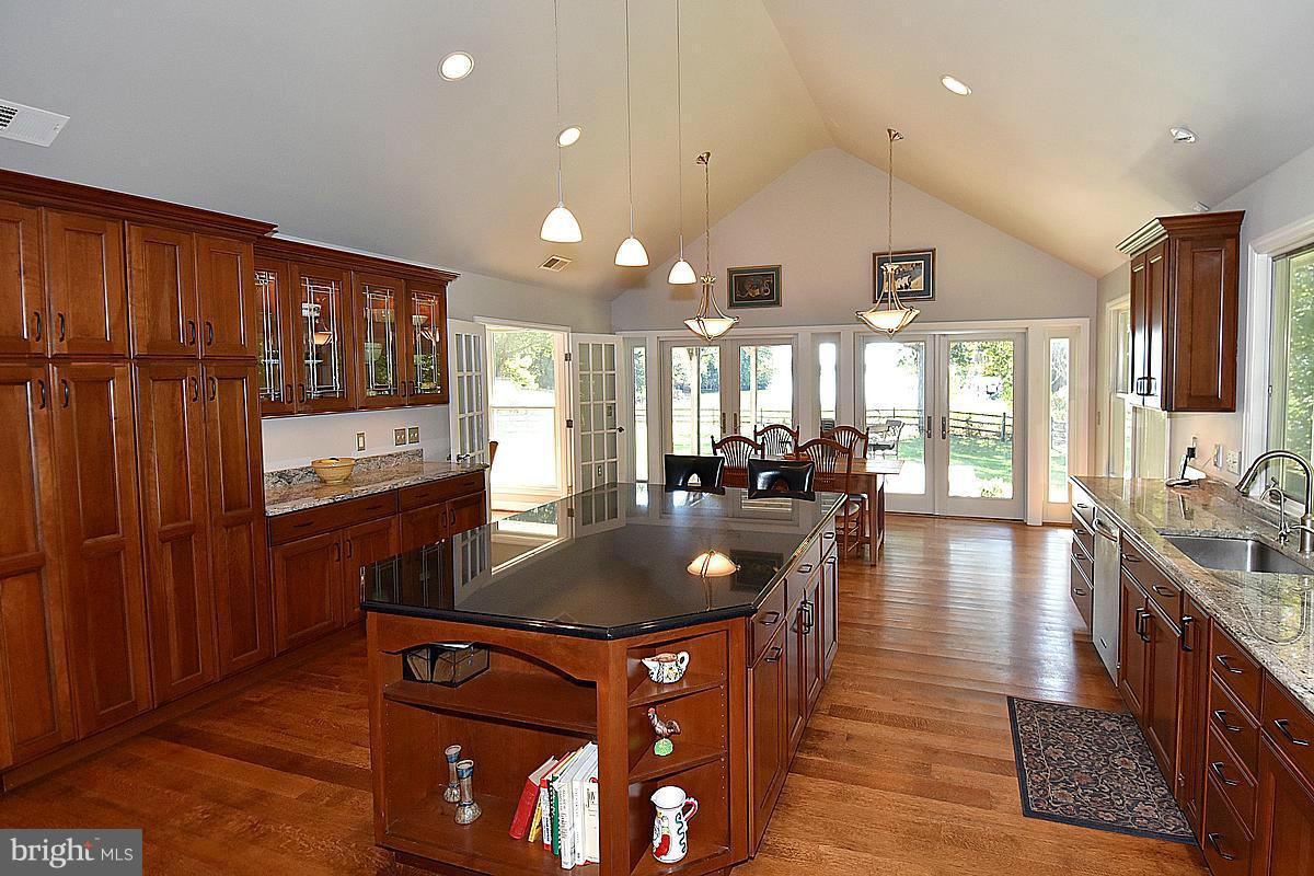 4600 Bayfields Road Harwood, MD 20776 - Photo 7 of 30 Kitchen