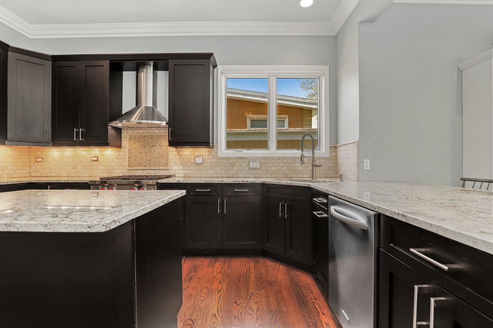 445 Ridge Road Highland Park, IL 60035 - Photo 7 of 55