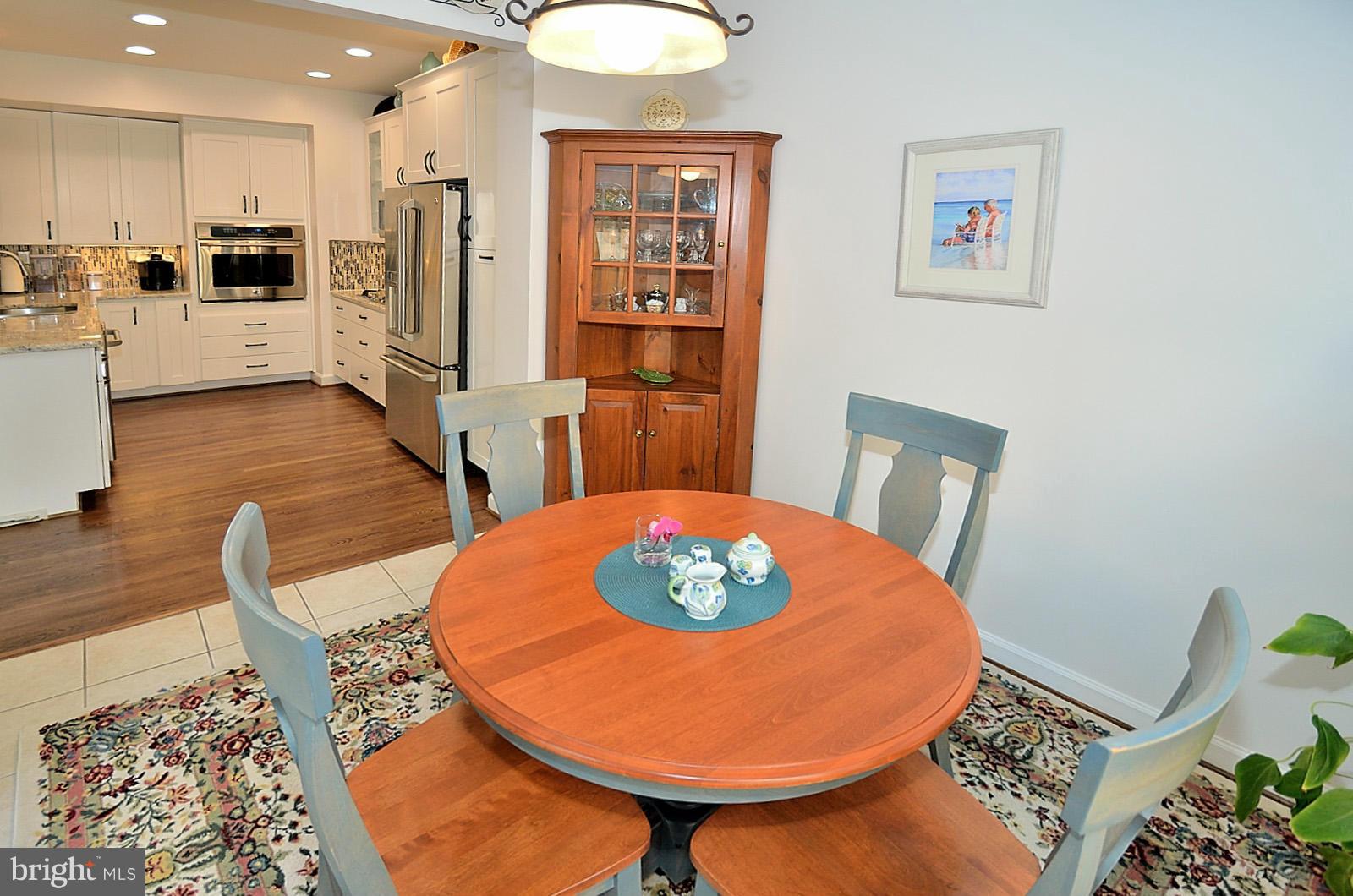 386 Myrtle Place Occoquan, VA 22125 - Photo 8 of 30 Breakfast Room off of Kitchen!