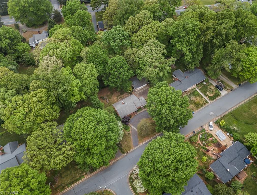 1716 Sandersted Road Southwest Winston-Salem, NC 27103 - Photo 37 of 39 Gallery Image 37