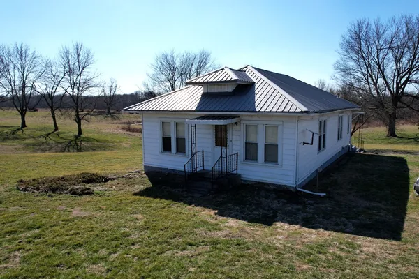 $84,900 | 2919 Feather Trail Road, Olmsted, IL 62970