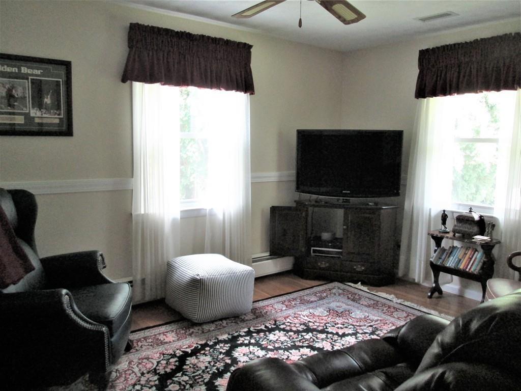 54 Blue Bell Road Worcester, MA 01606 - Photo 14 of 26 Gallery Image 14