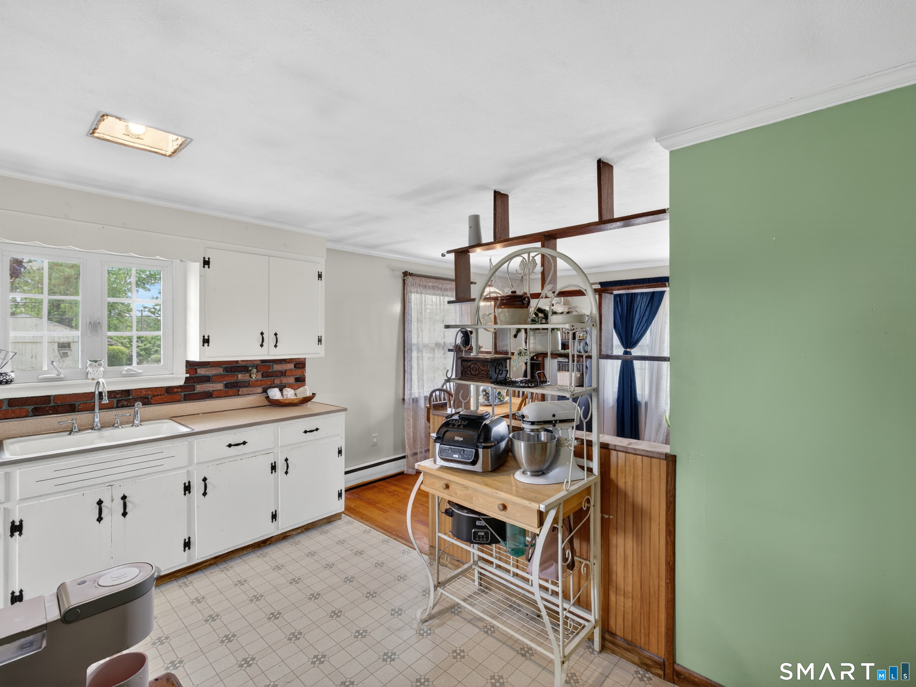 141 Browning Road Norwich, CT 06360 - Photo 4 of 39