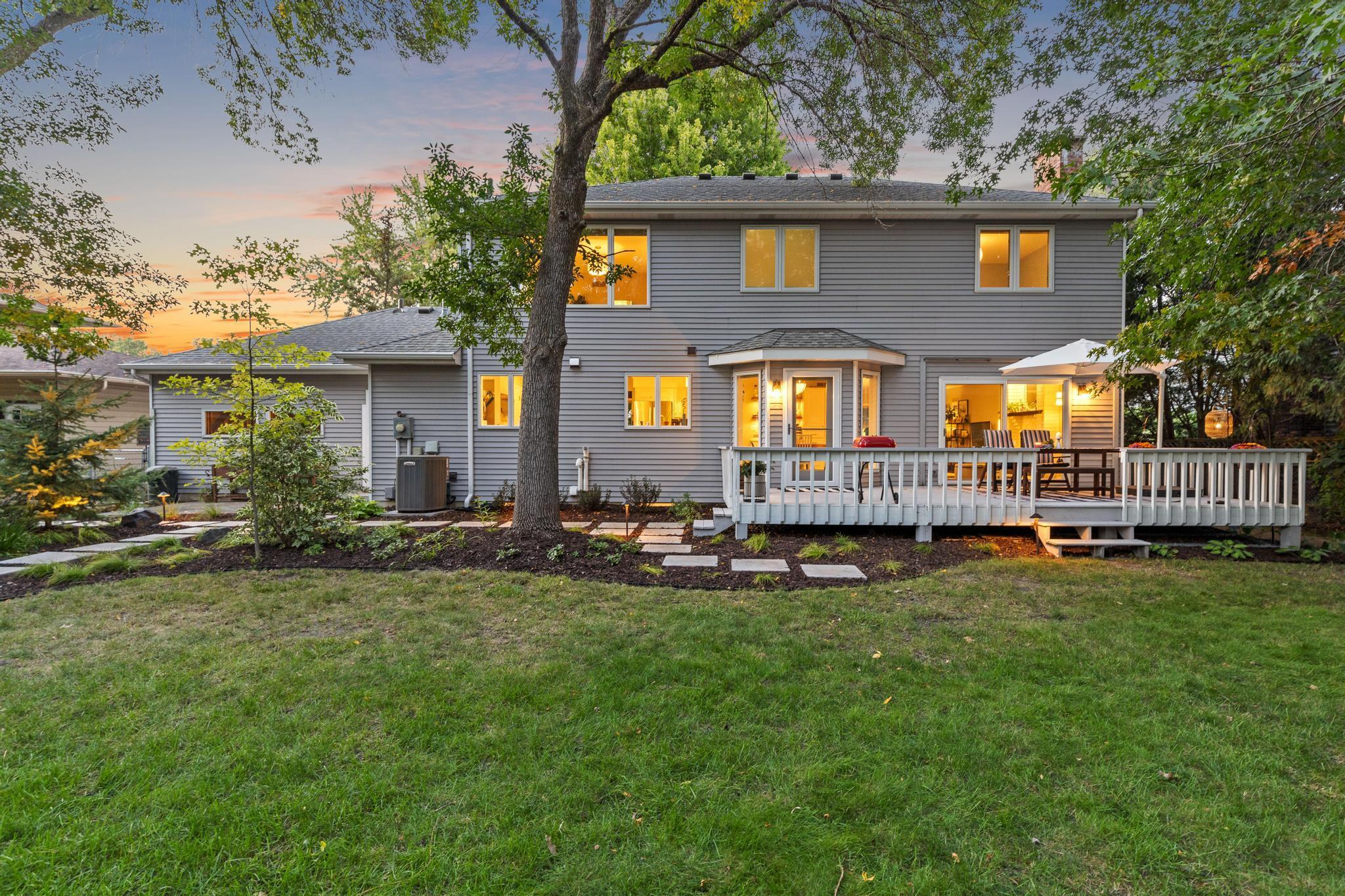 908 Cobb Road Shoreview, MN 55126 - Photo 54 of 77 Gallery Image 54