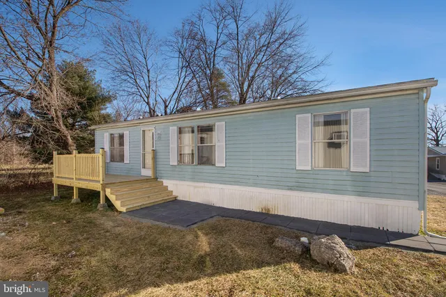 $79,900 | 5169 East Trindle Road, Mechanicsburg, PA 17050