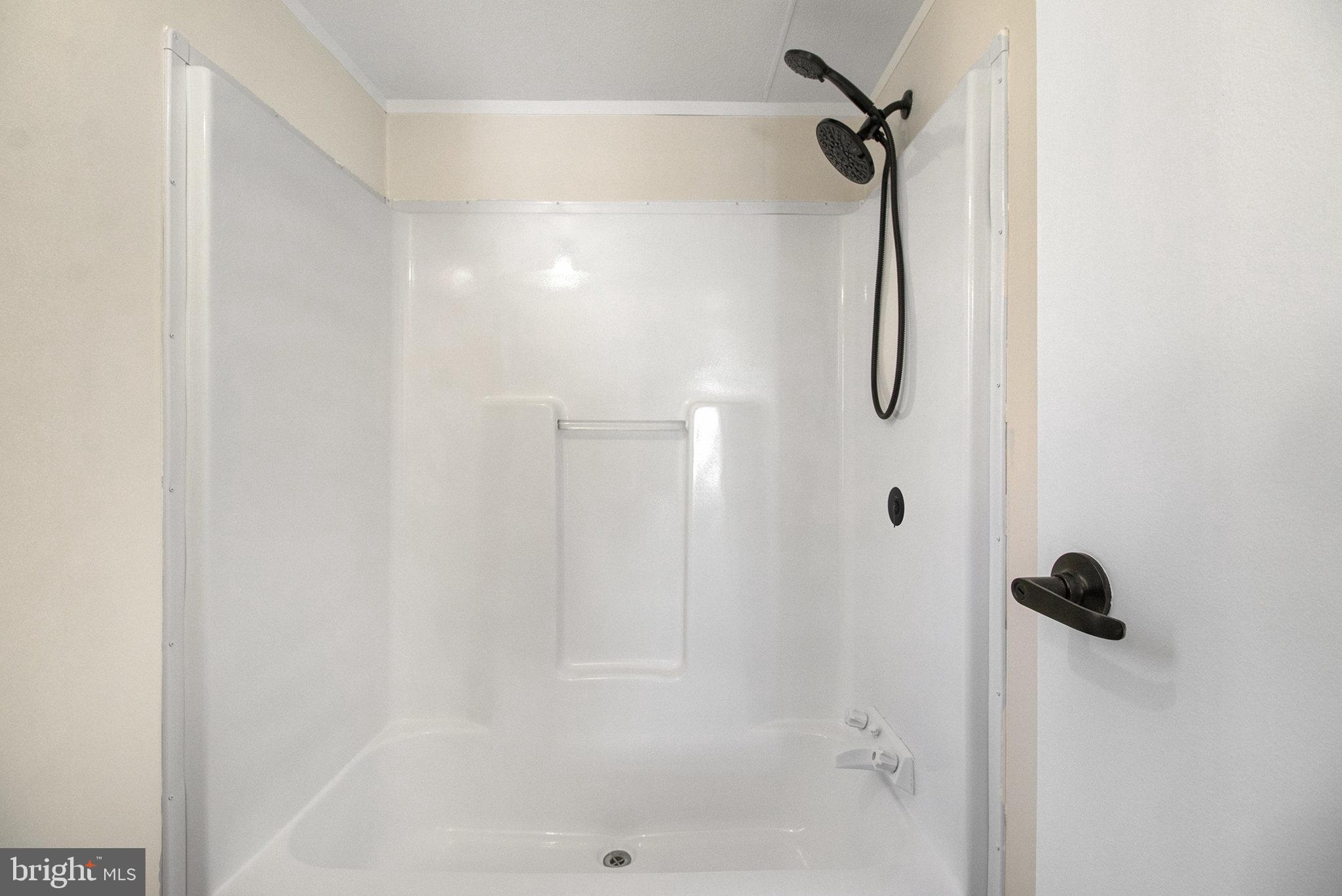 5169 East Trindle Road Mechanicsburg, PA 17050 - Photo 16 of 27