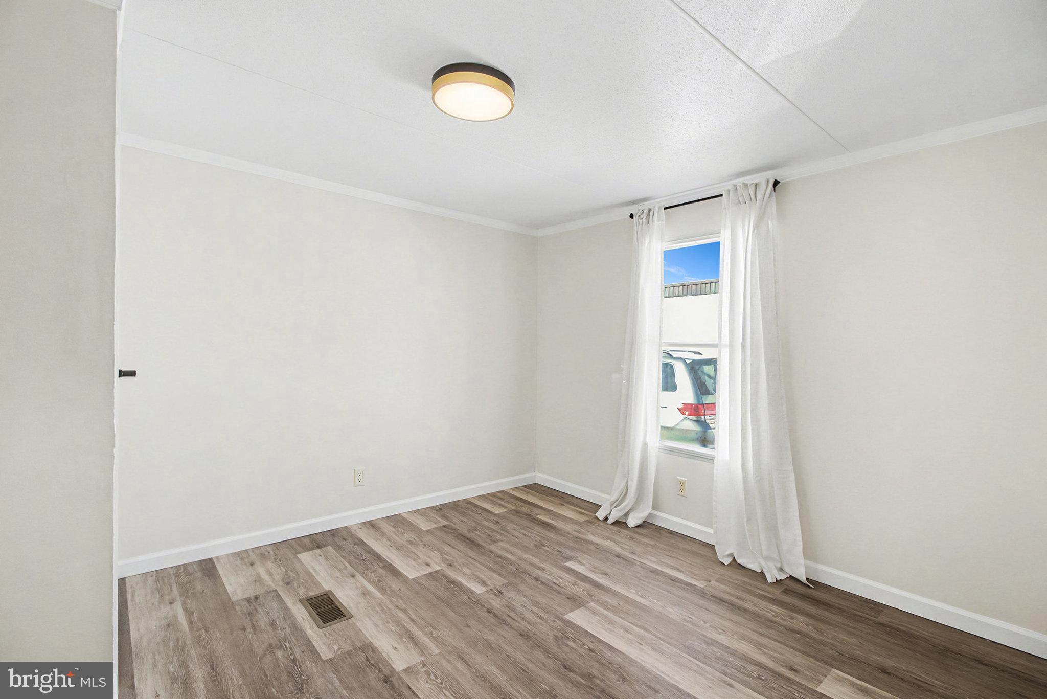 5169 East Trindle Road Mechanicsburg, PA 17050 - Photo 17 of 27