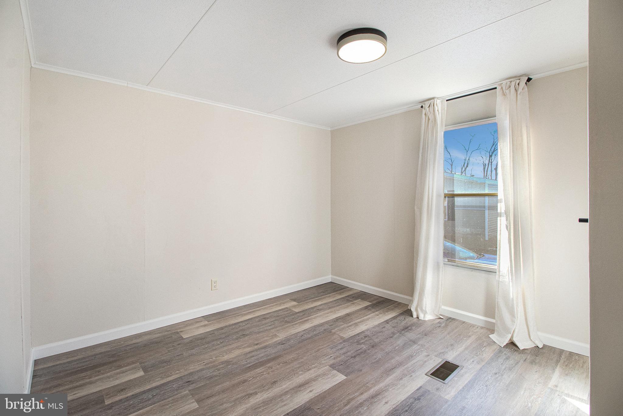 5169 East Trindle Road Mechanicsburg, PA 17050 - Photo 21 of 27