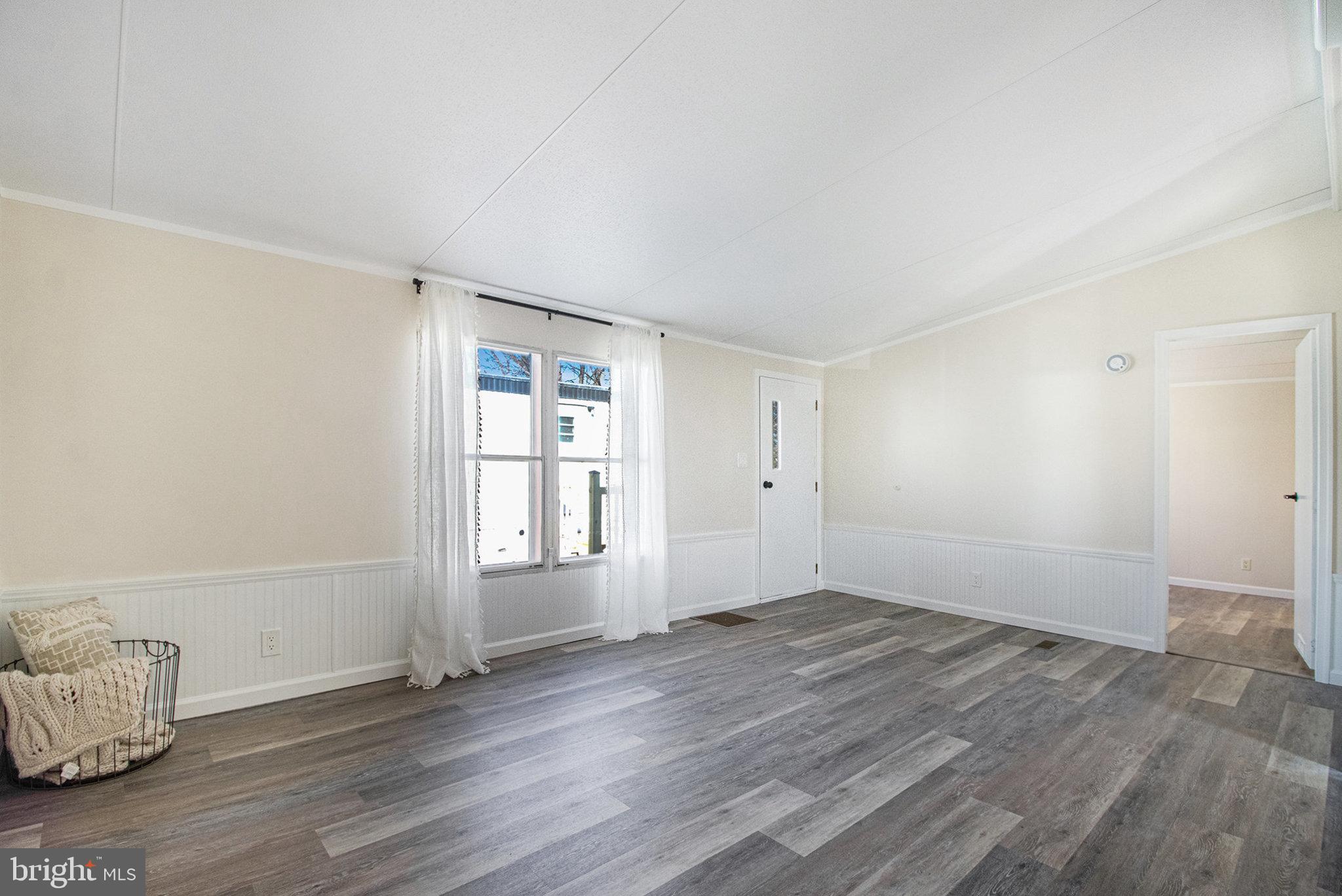 5169 East Trindle Road Mechanicsburg, PA 17050 - Photo 6 of 27