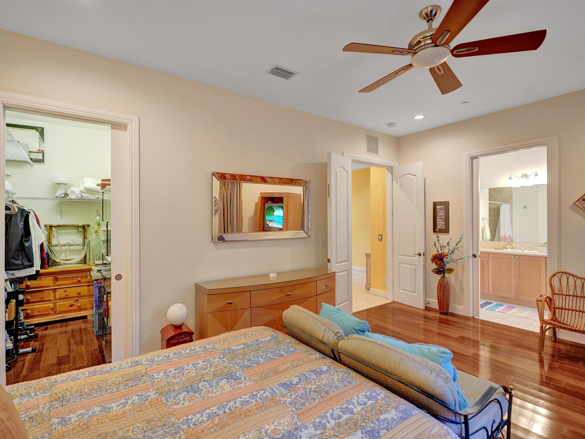 422 Sunset Drive Pompano Beach, FL 33062 - Photo 6 of 57 6