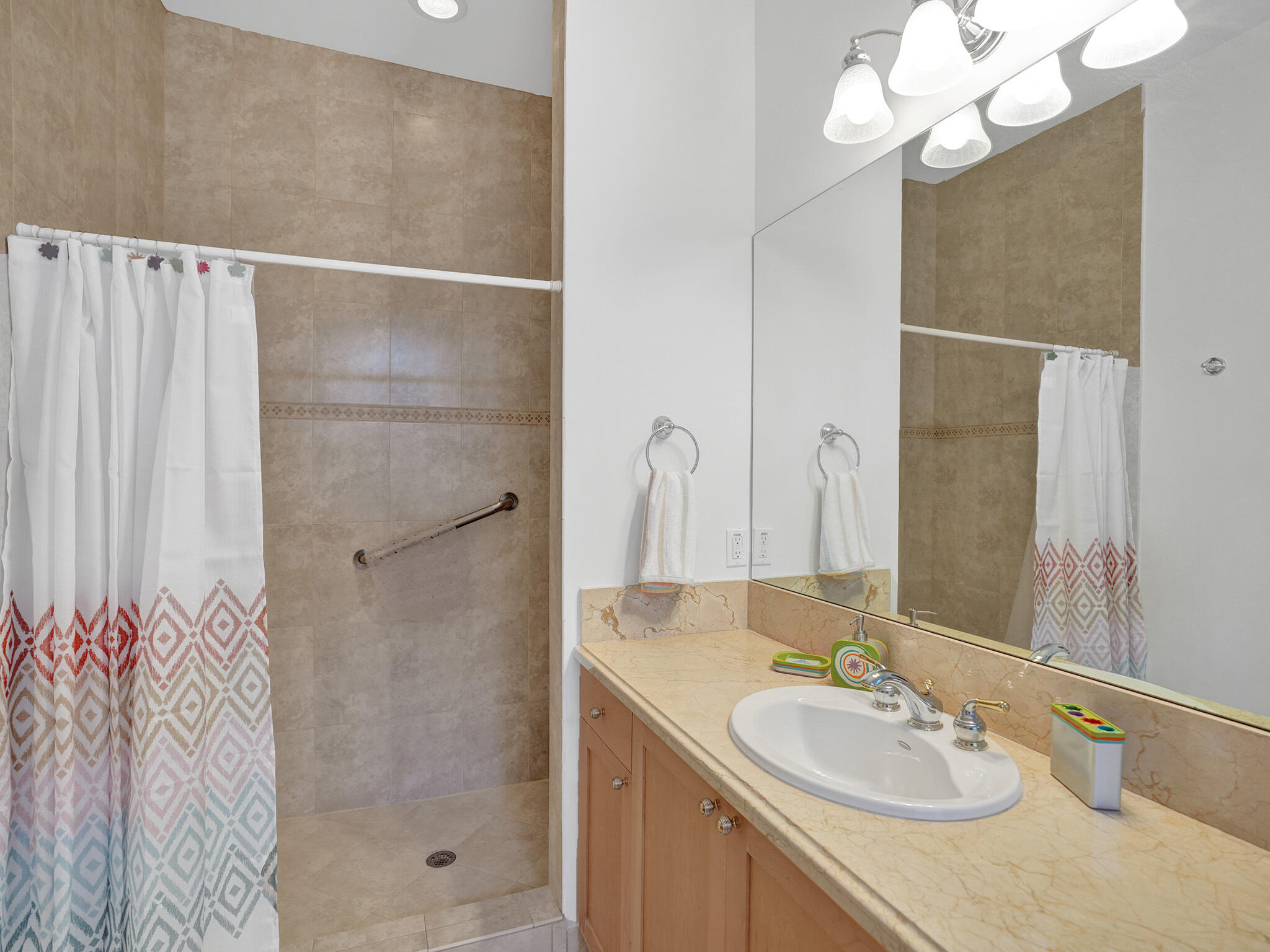 422 Sunset Drive Pompano Beach, FL 33062 - Photo 10 of 57 10