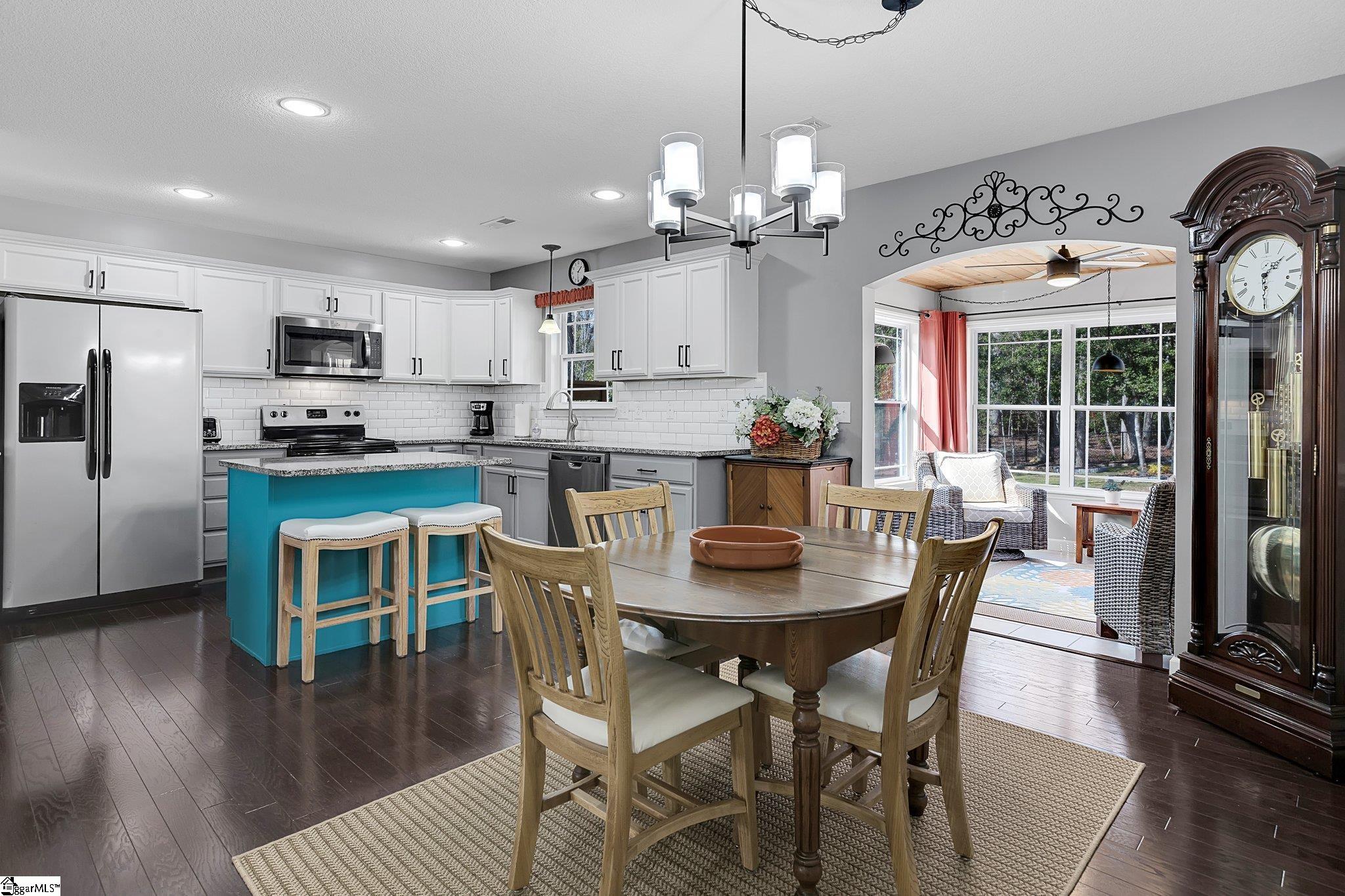 412 Hoyt Court Inman, SC 29349 - Photo 8 of 35