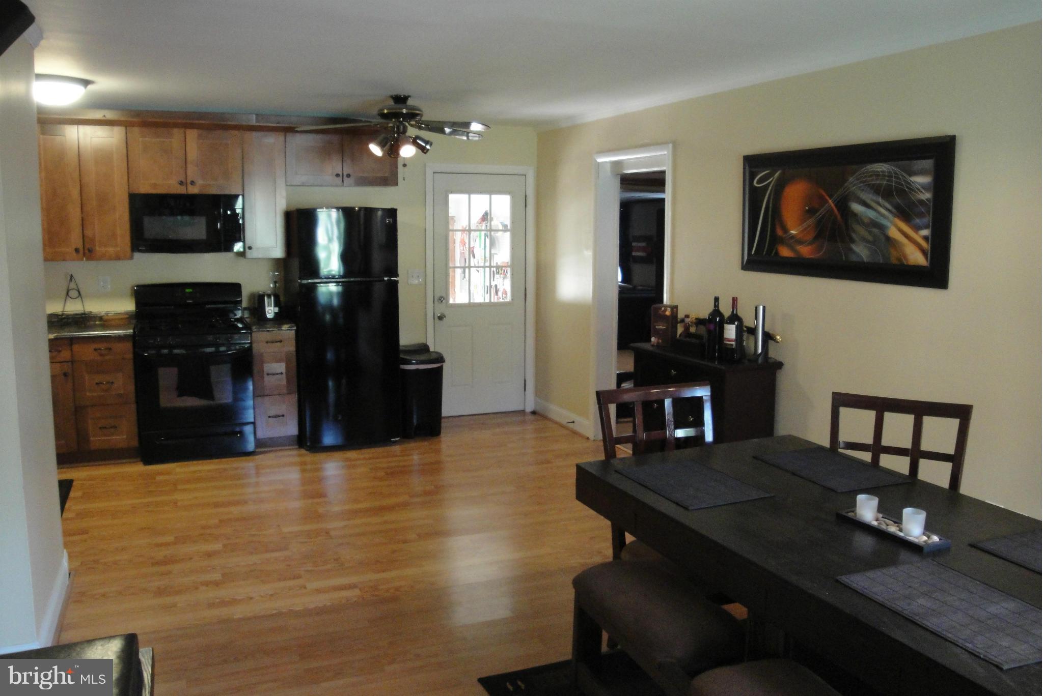 2009 Bay Ridge Avenue Annapolis, MD 21403 - Photo 5 of 24 Dining Room