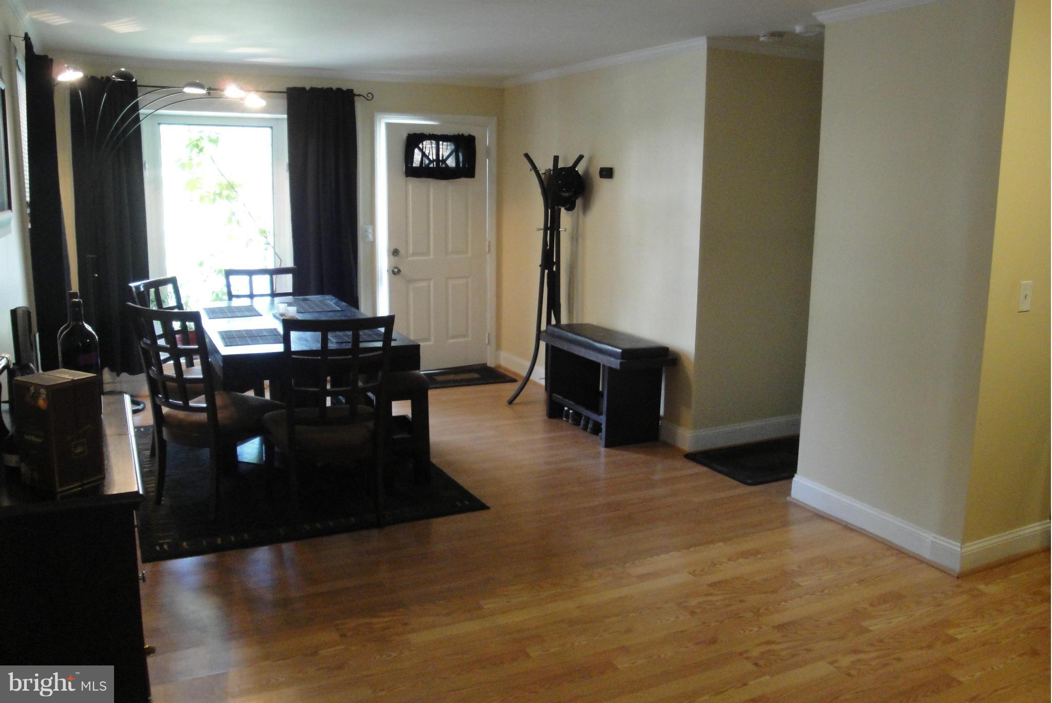 2009 Bay Ridge Avenue Annapolis, MD 21403 - Photo 6 of 24 Dining Room angle two
