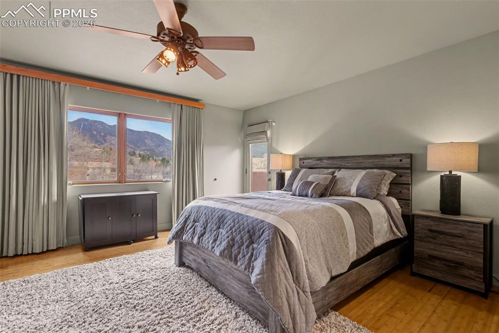 21 Crystal Park Road Manitou Springs, CO 80829 - Photo 22 of 27 Primary suite with attached 5 piece bathroom, walk-in closet.