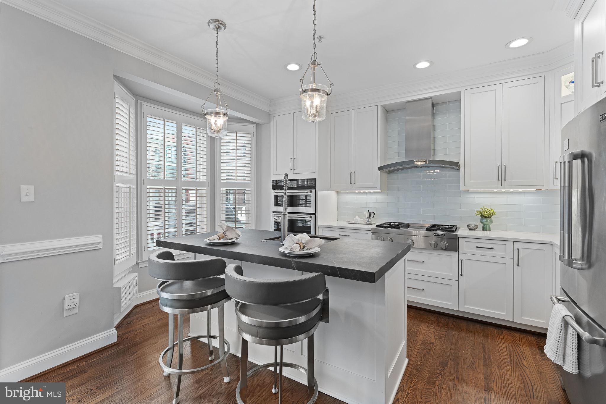 501 Pendleton Street Alexandria, VA 22314 - Photo 2 of 39 Spacious kitchen with Dekton island/breakfast bar!