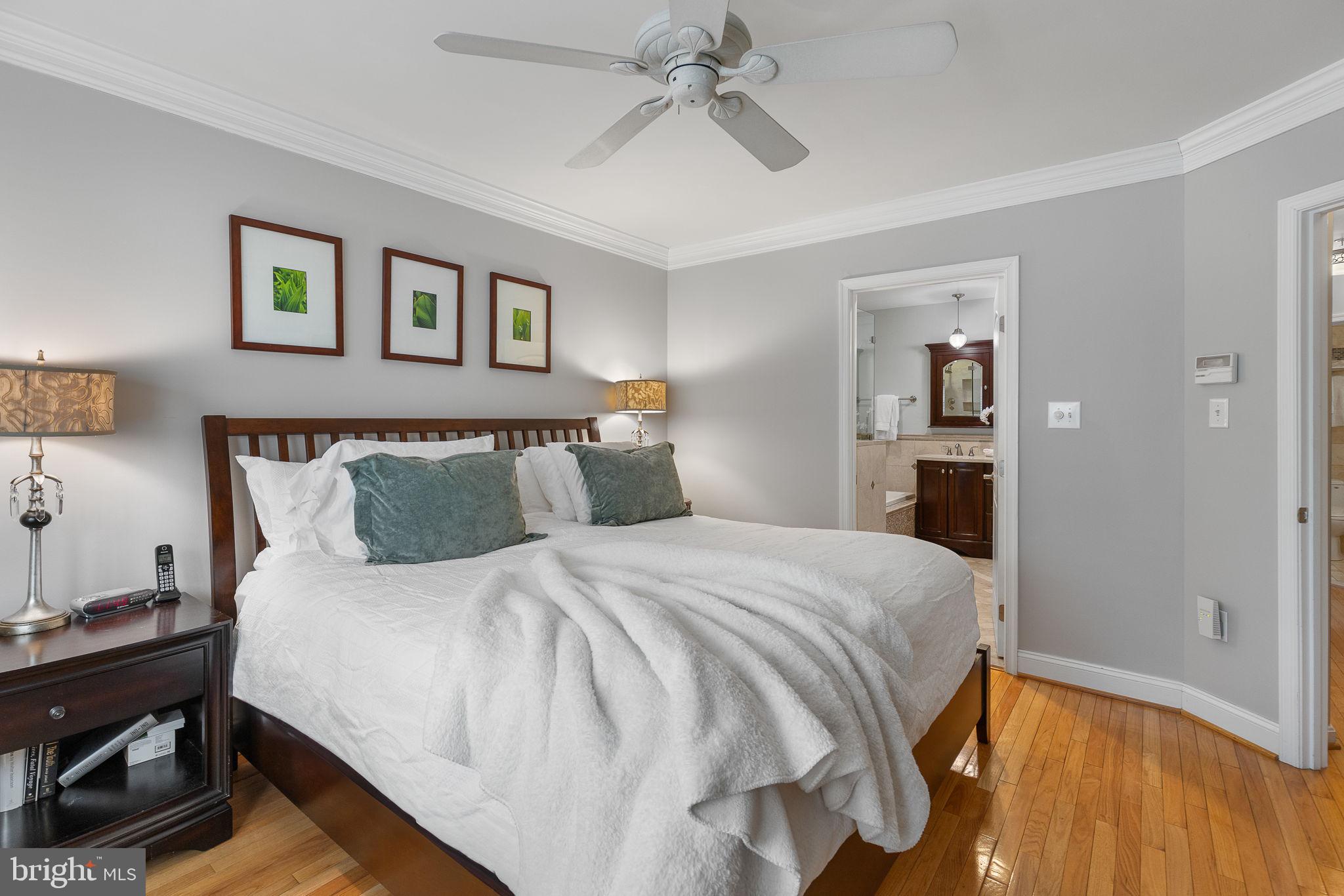 501 Pendleton Street Alexandria, VA 22314 - Photo 25 of 39 Ensuite Primary Bedroom w bay window on upper lvl
