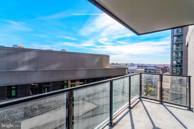 $1,299,000 | 1781 North Pierce Street, Unit 1404, Arlington, VA 22209