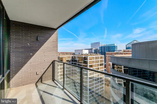 $1,299,000 | 1781 North Pierce Street, Unit 1404, Arlington, VA 22209
