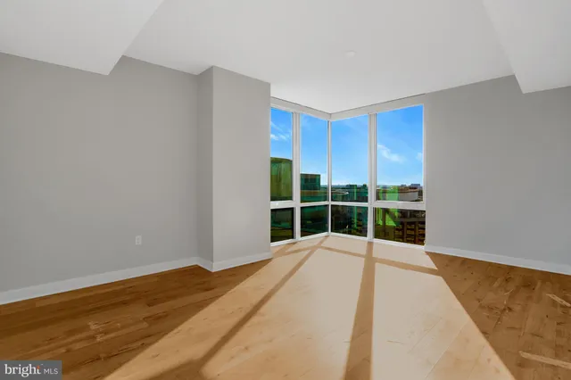 $1,299,000 | 1781 North Pierce Street, Unit 1404, Arlington, VA 22209