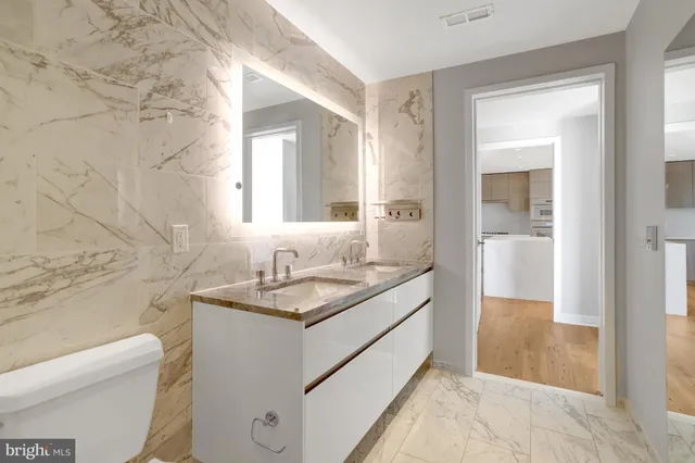 $1,299,000 | 1781 North Pierce Street, Unit 1404, Arlington, VA 22209