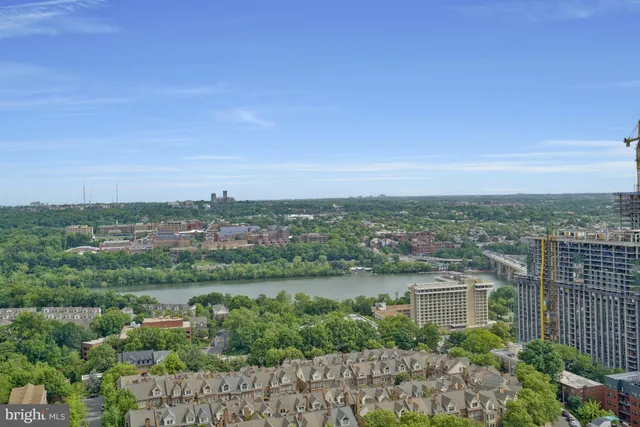 $1,299,000 | 1781 North Pierce Street, Unit 1404, Arlington, VA 22209