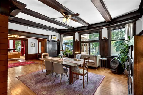 $889,000 | 2301 Capitol Avenue, Sacramento, CA 95816
