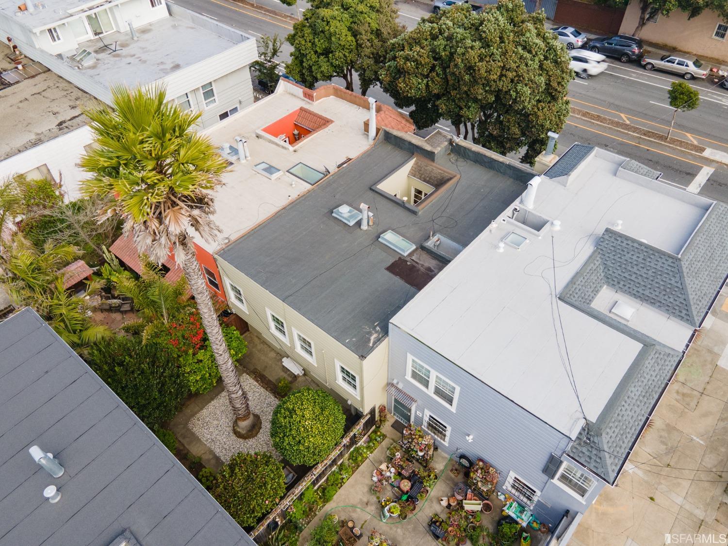 2290 Alemany Boulevard San Francisco, CA 94112 - Photo 4 of 45 an aerial view of a house with outdoor space
