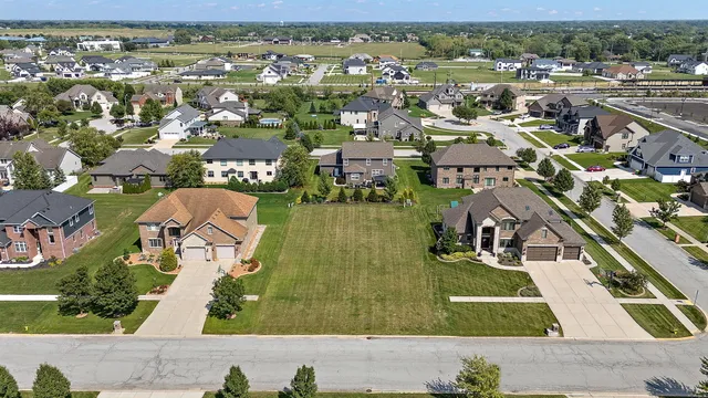 $195,000 | 10317 Margo Lane, Munster, IN 46321